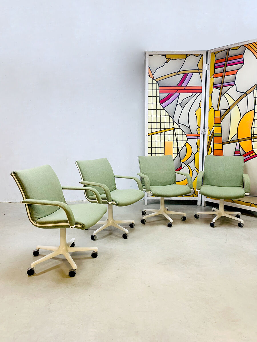 'Channel' desk chair Geoffrey Harcourt for Artifort