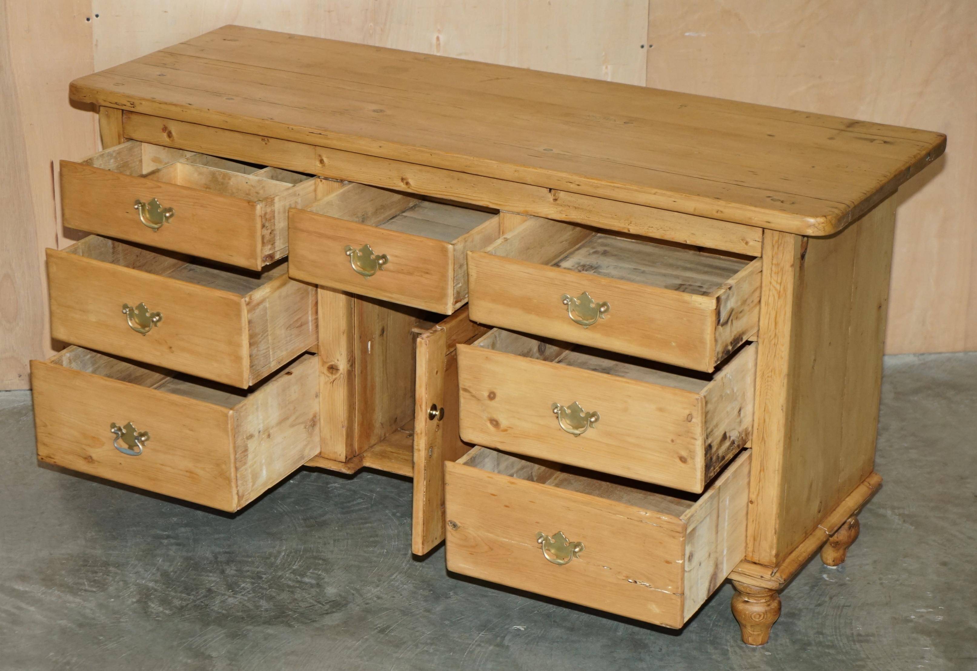 Restored Antique Régisseuse Buffet in Pine, Circa 1860