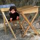 Bureau enfant en bois avec sa chaise pliante