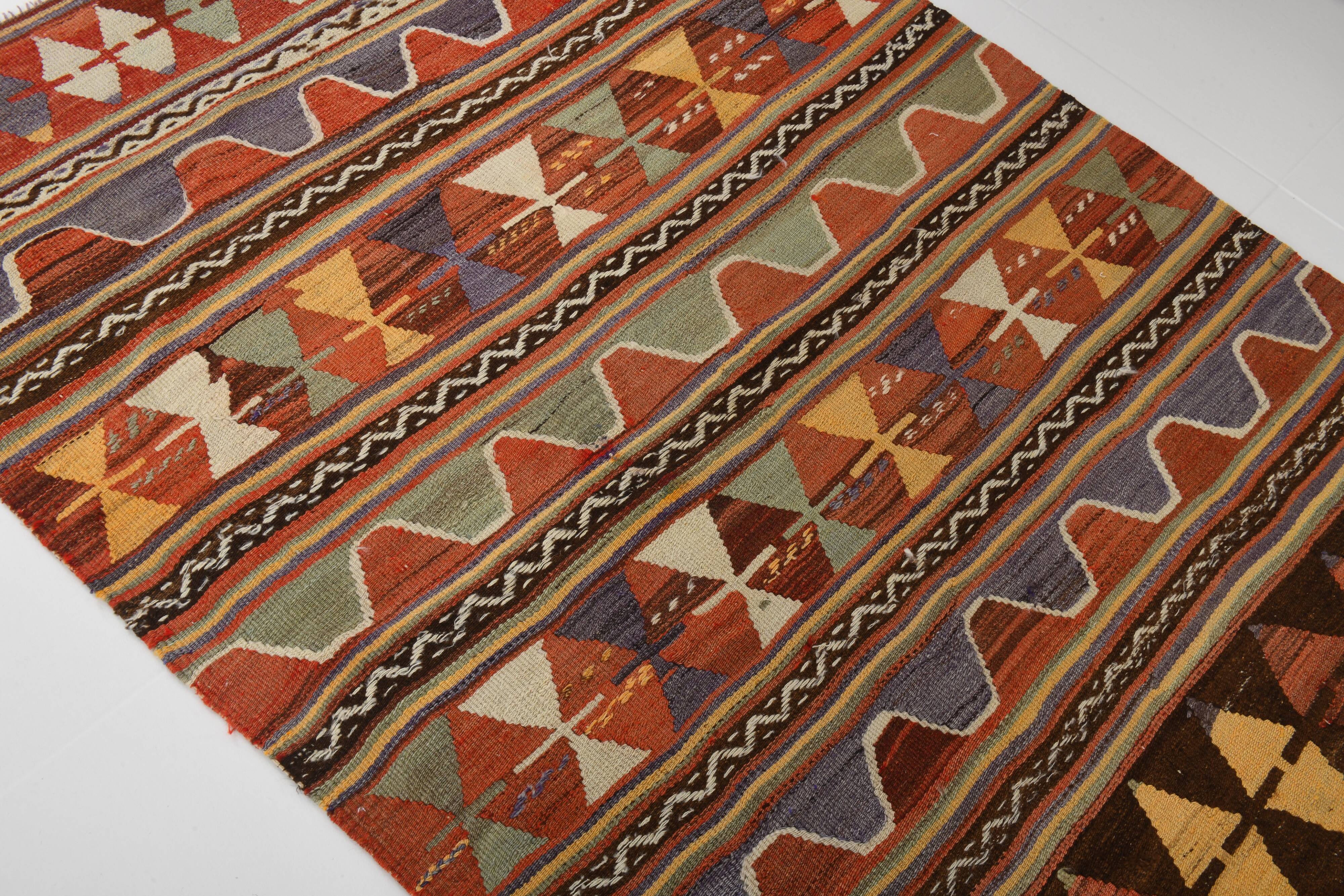 4x6 Green & Red Geometric Vintage Kilim Rug, 123x169Cm