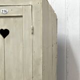 Small wardrobe