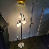 Waterfall floor lamp by Robert Sonneman