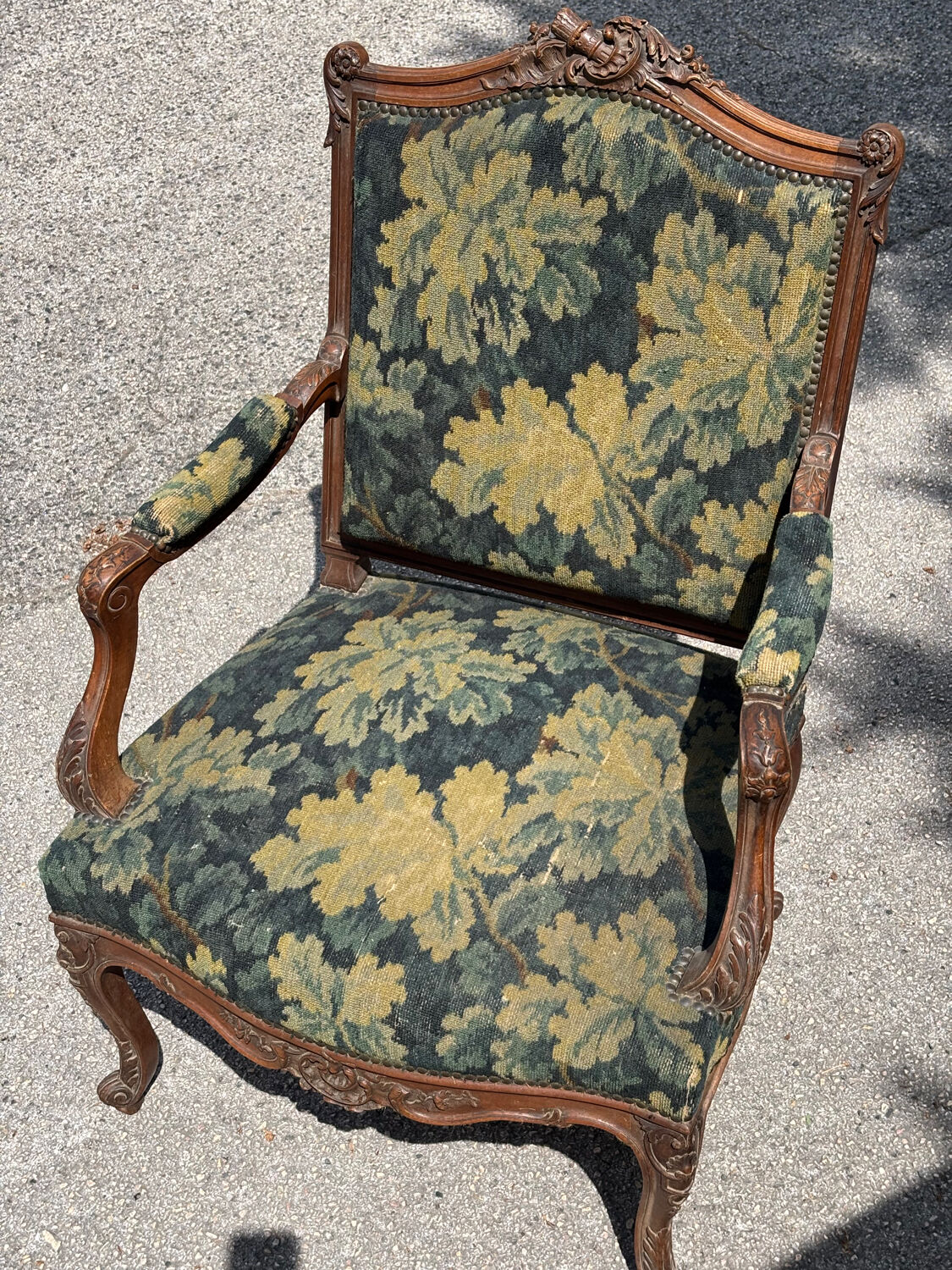 Regency armchair with plant tapestry