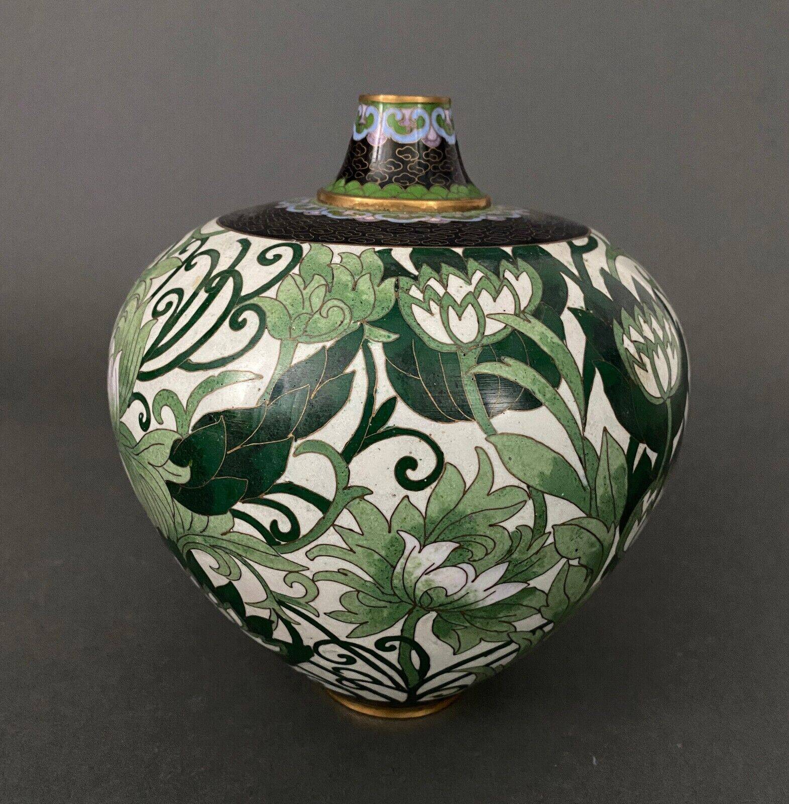 Ball-shaped cloisonné vase by Jingfa China 20th floral decor