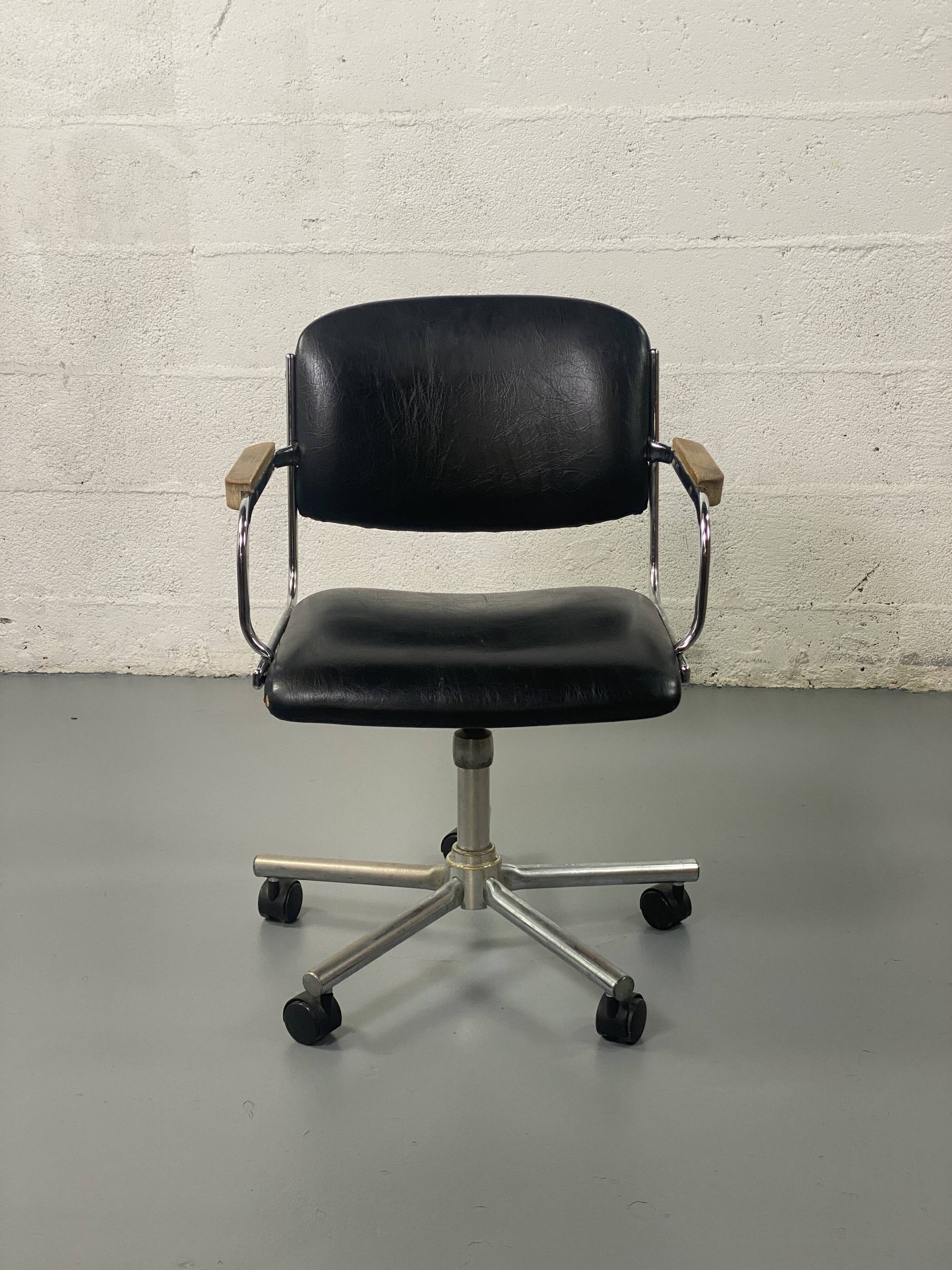 Black tubular office chair