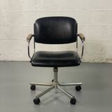 Black tubular office chair