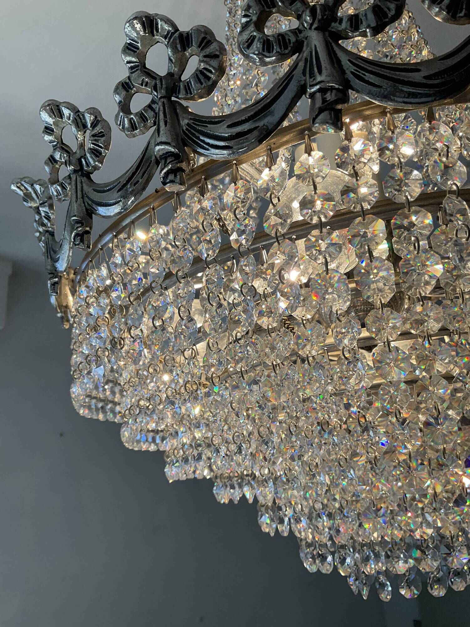 Hot air balloon chandelier in silver bronze and crystal tassels