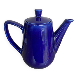 Blue teapot