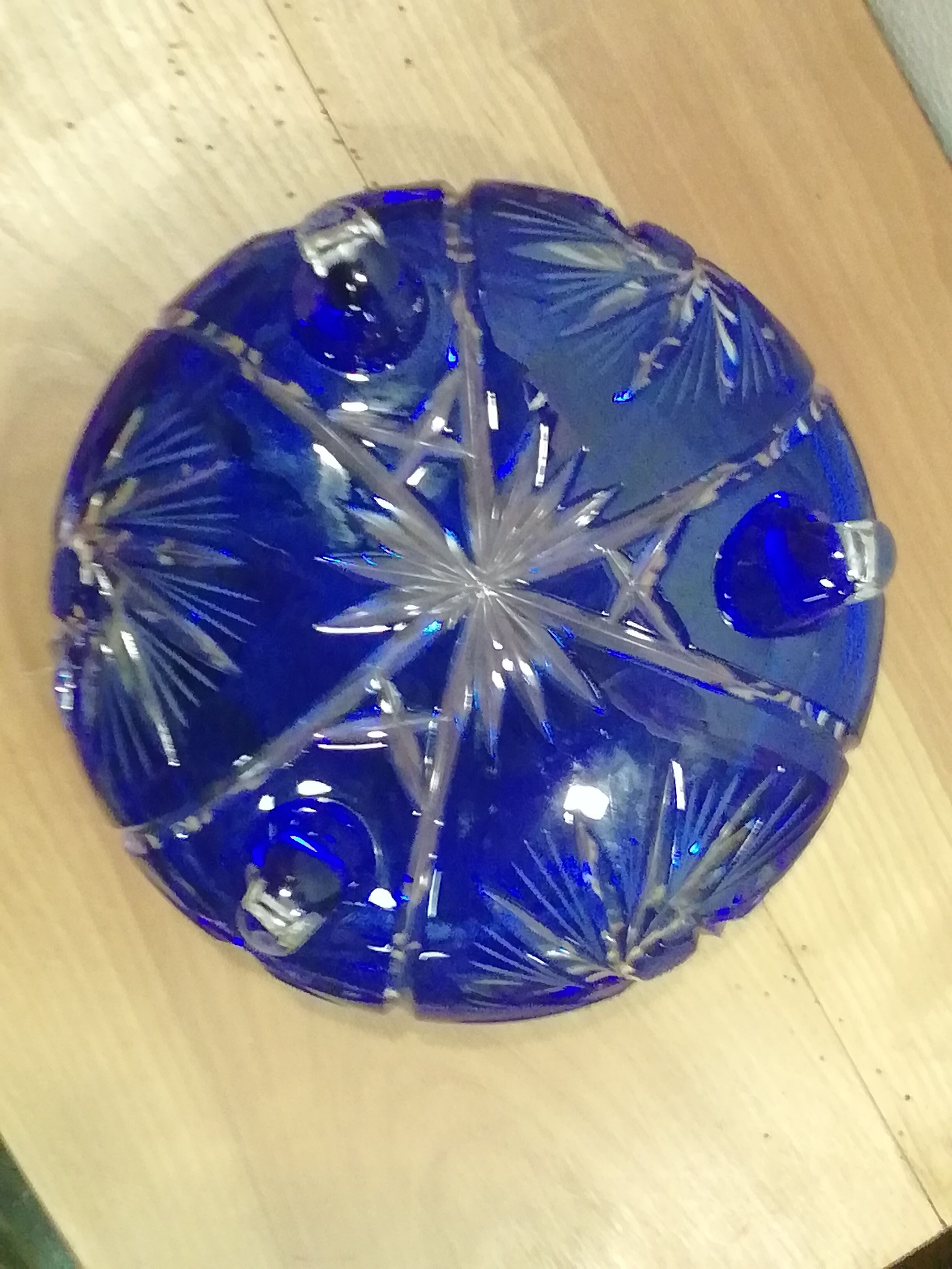 Bowl in blue crystal
