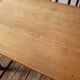 Table en bois vintage