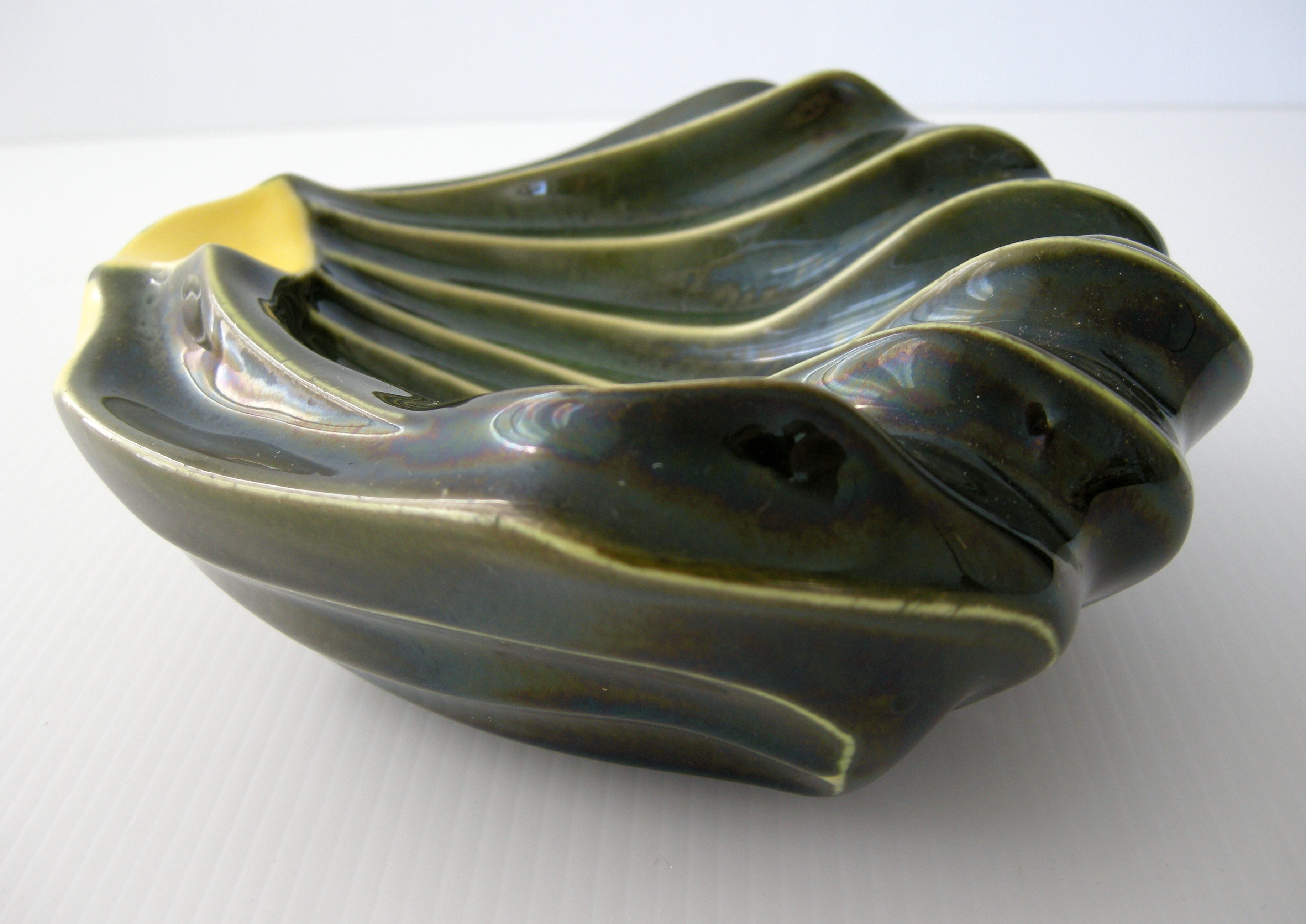 Vintage ashtray 1950 two-tone ceramic