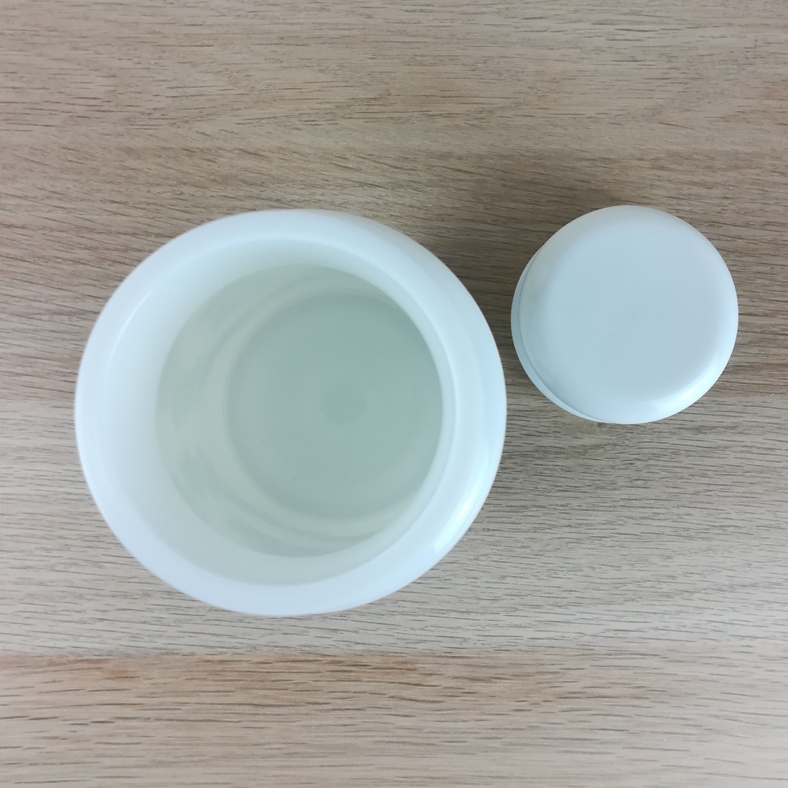 Opaline apothecary pot h=21.5cm