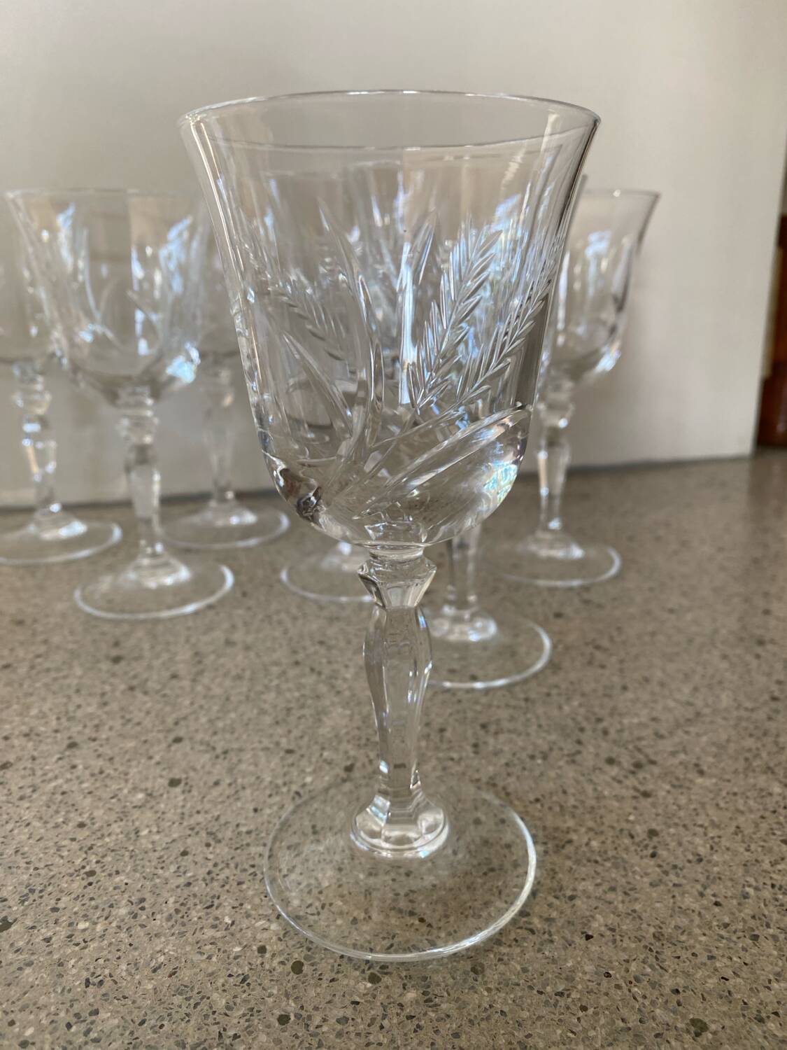 8 crystal wine glasses