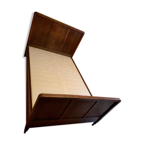 Lit ancien en bois