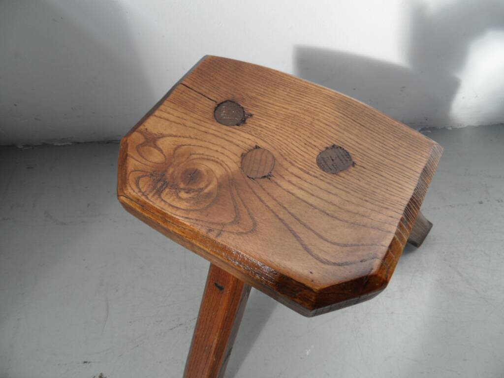Tabouret à lait antique en chêne