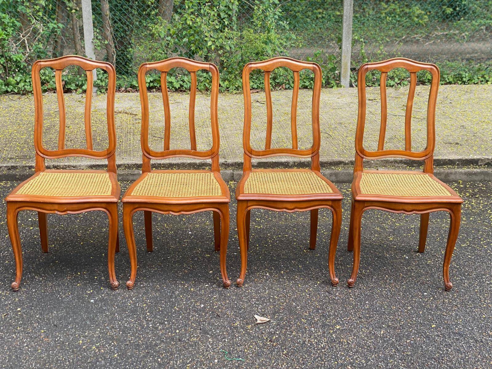 4 Louis XV caned dining chairs from the 20th century.