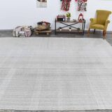 Handmade solid vintage rug 312x386cm