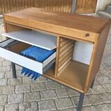 Meuble de bureau à porte coulissante