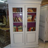 Louis Philippe showcase