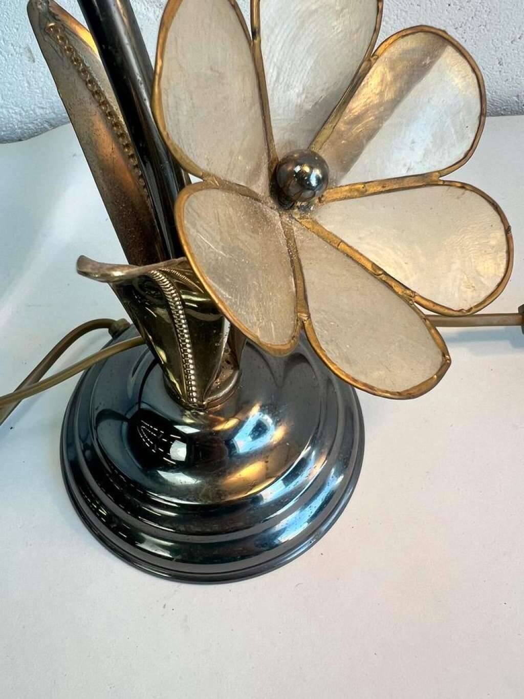Set of 2 vintage lotus table lamps / capiz shell lamps