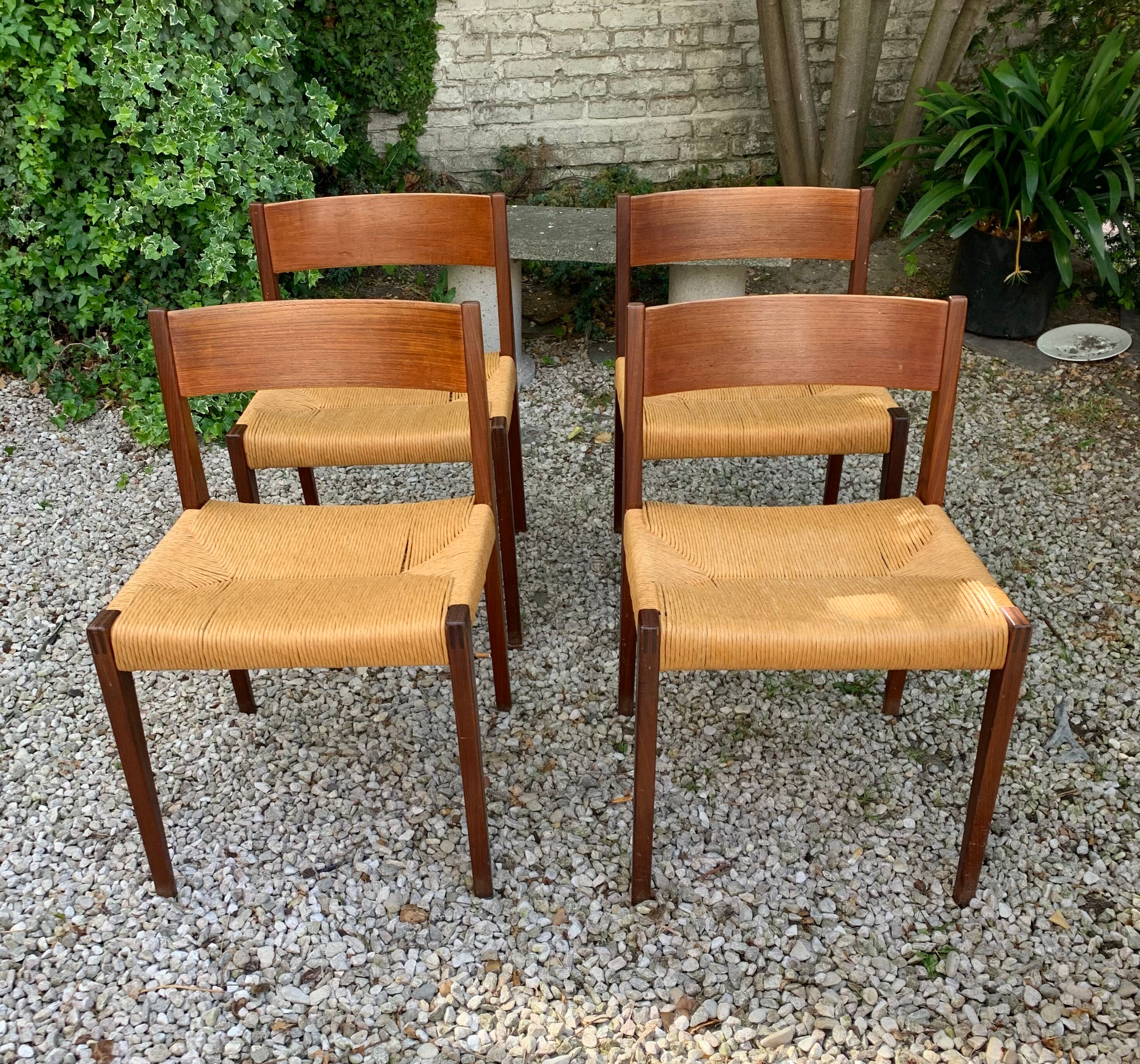 4 chaises modèle Pia de Poul Cadovius vers 1960
