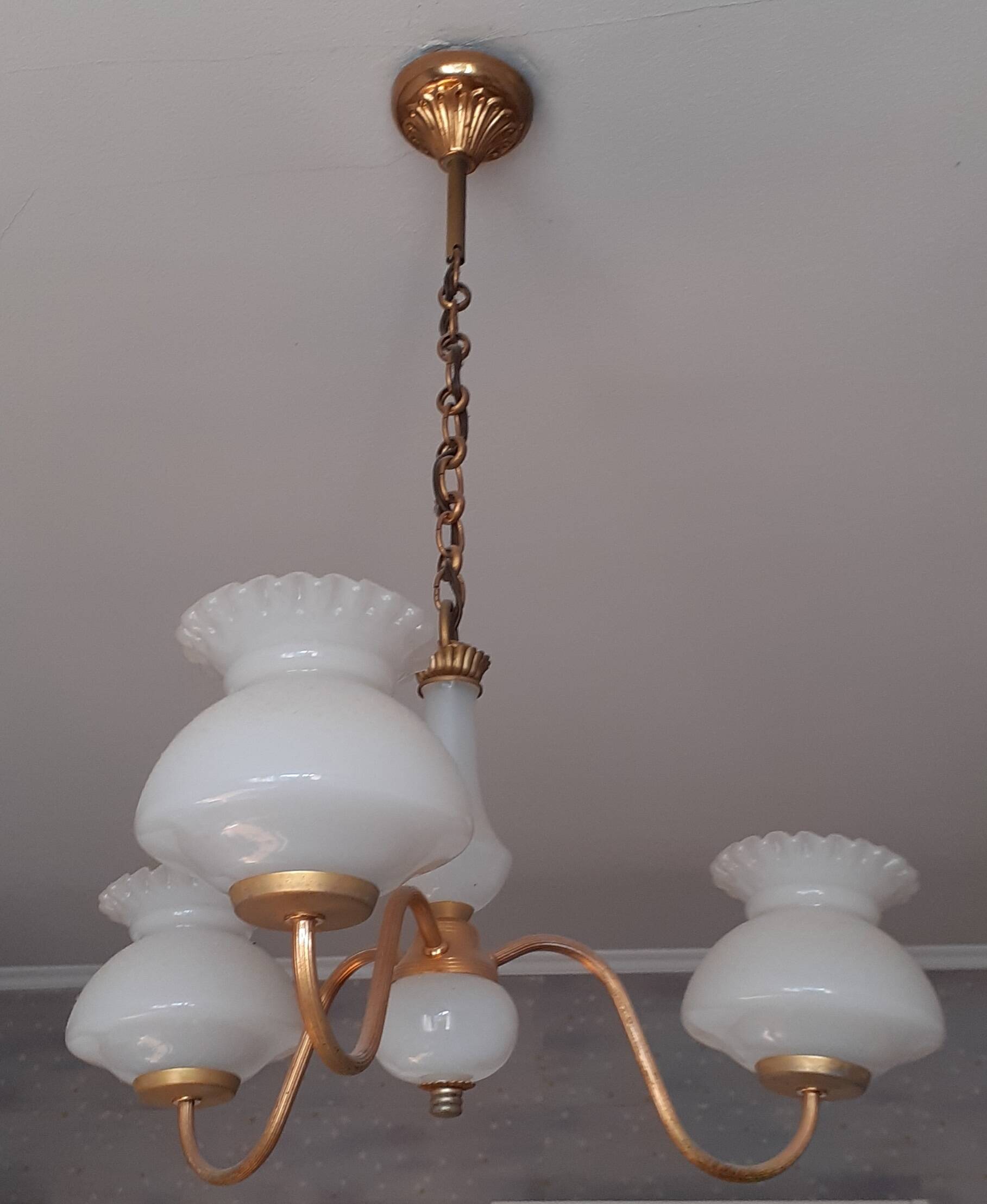 3-light chandelier in metal and white opaline glass