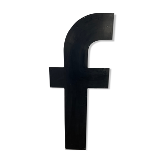 Letter F