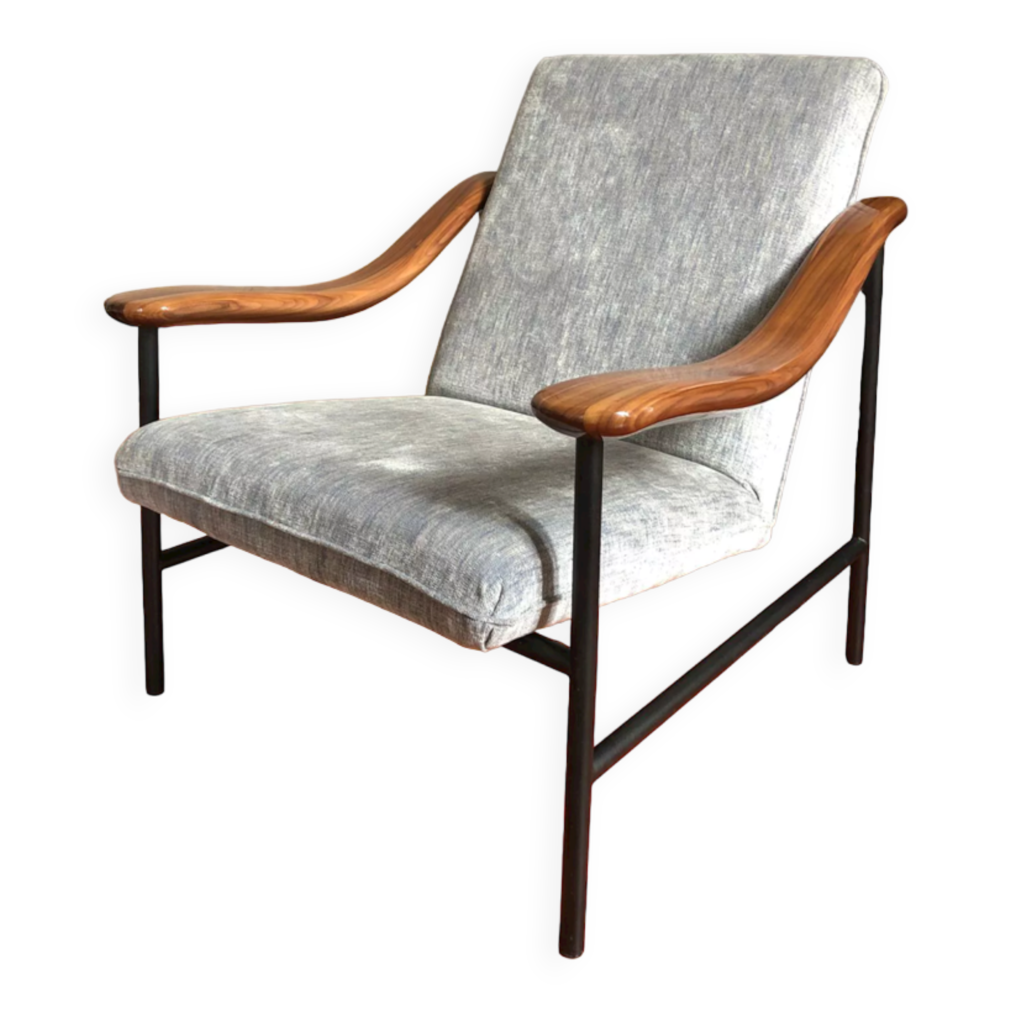 Armchair with walnut armrest