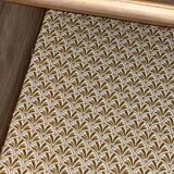 Classic chest of drawers