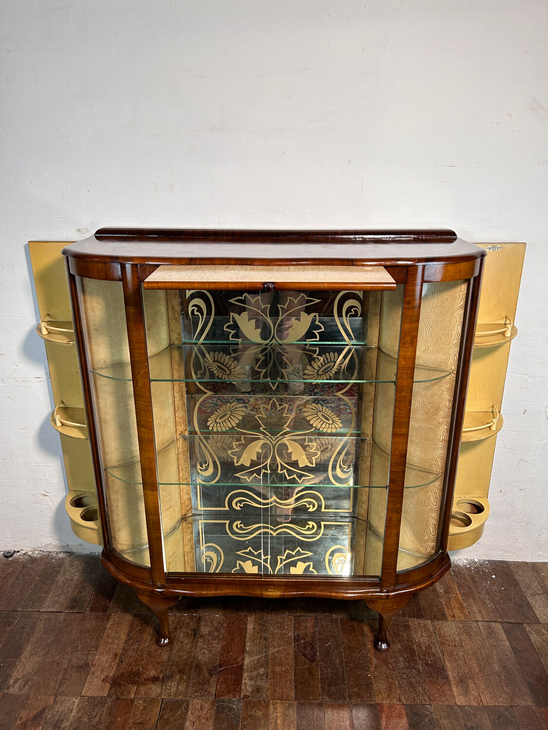 Art Deco Vintage Brocante Display Cabinet Cocktail Bar 1930