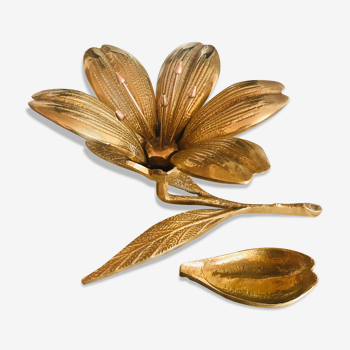 Golden brass flower ashtray