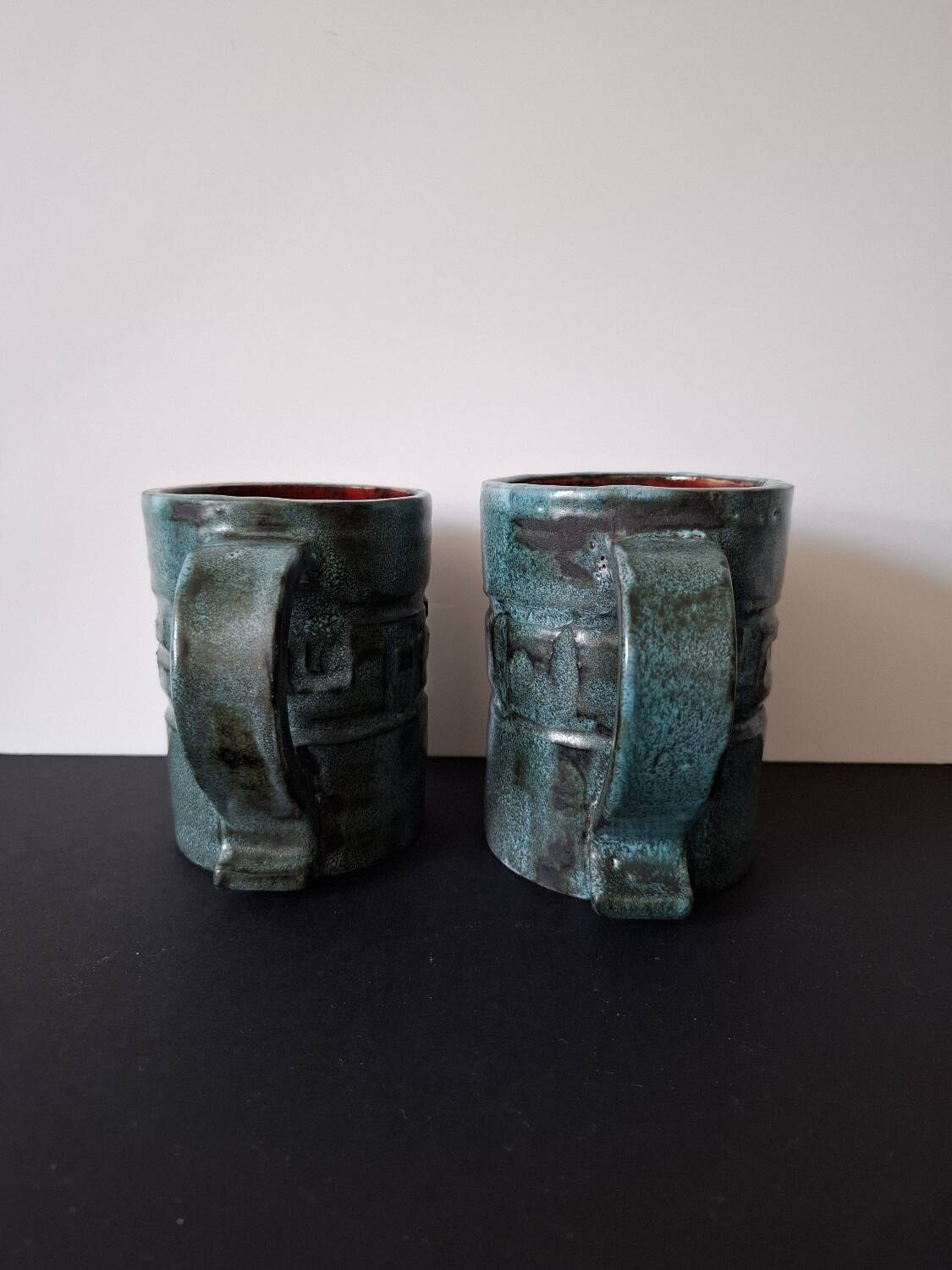 A pair of modernist mugs by L.Y Bonnet.