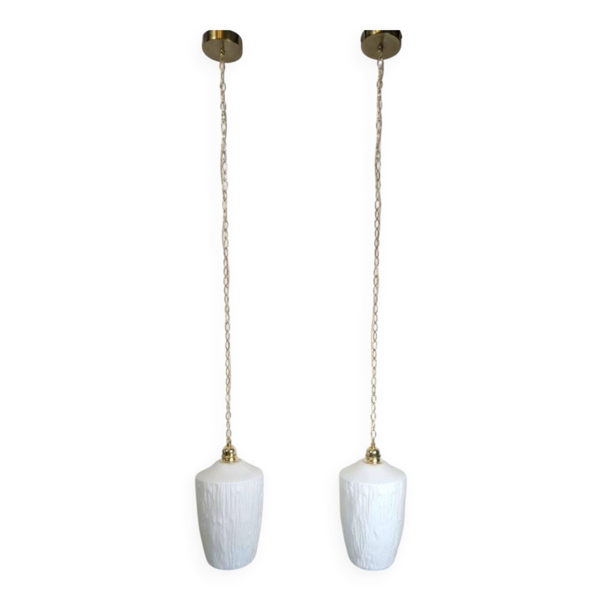 Pair of opaline pendants from the 1960s, luminous simplicity, 140 cm.
