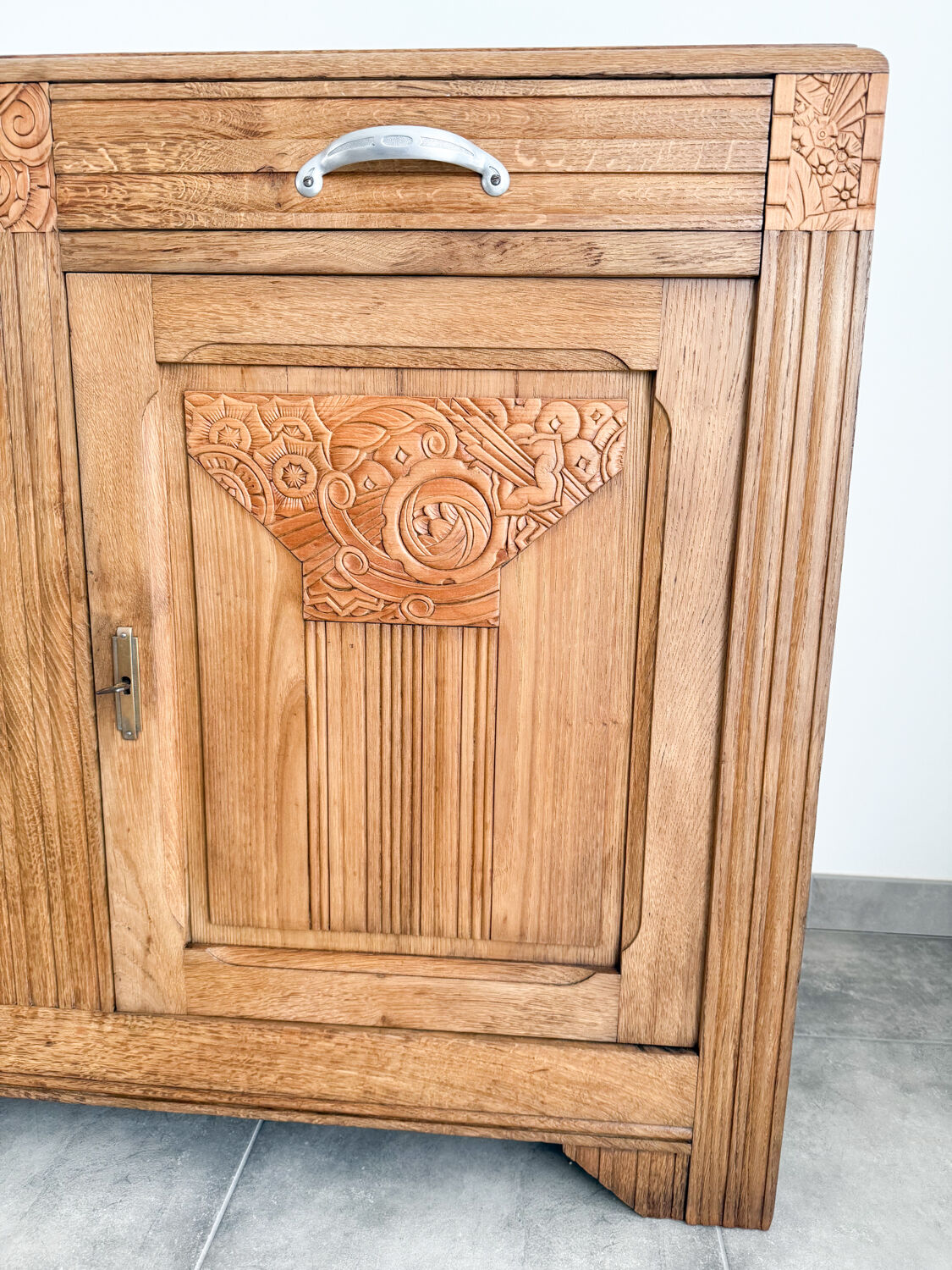 Large Parisian Art Deco oak sideboard 1930/1940