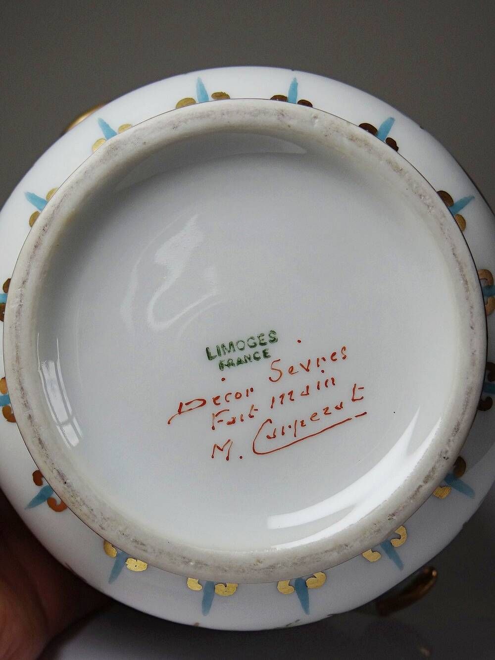 Old Limoges porcelain bowl/pot, hand-painted, M. Carpezat, 1900-1930