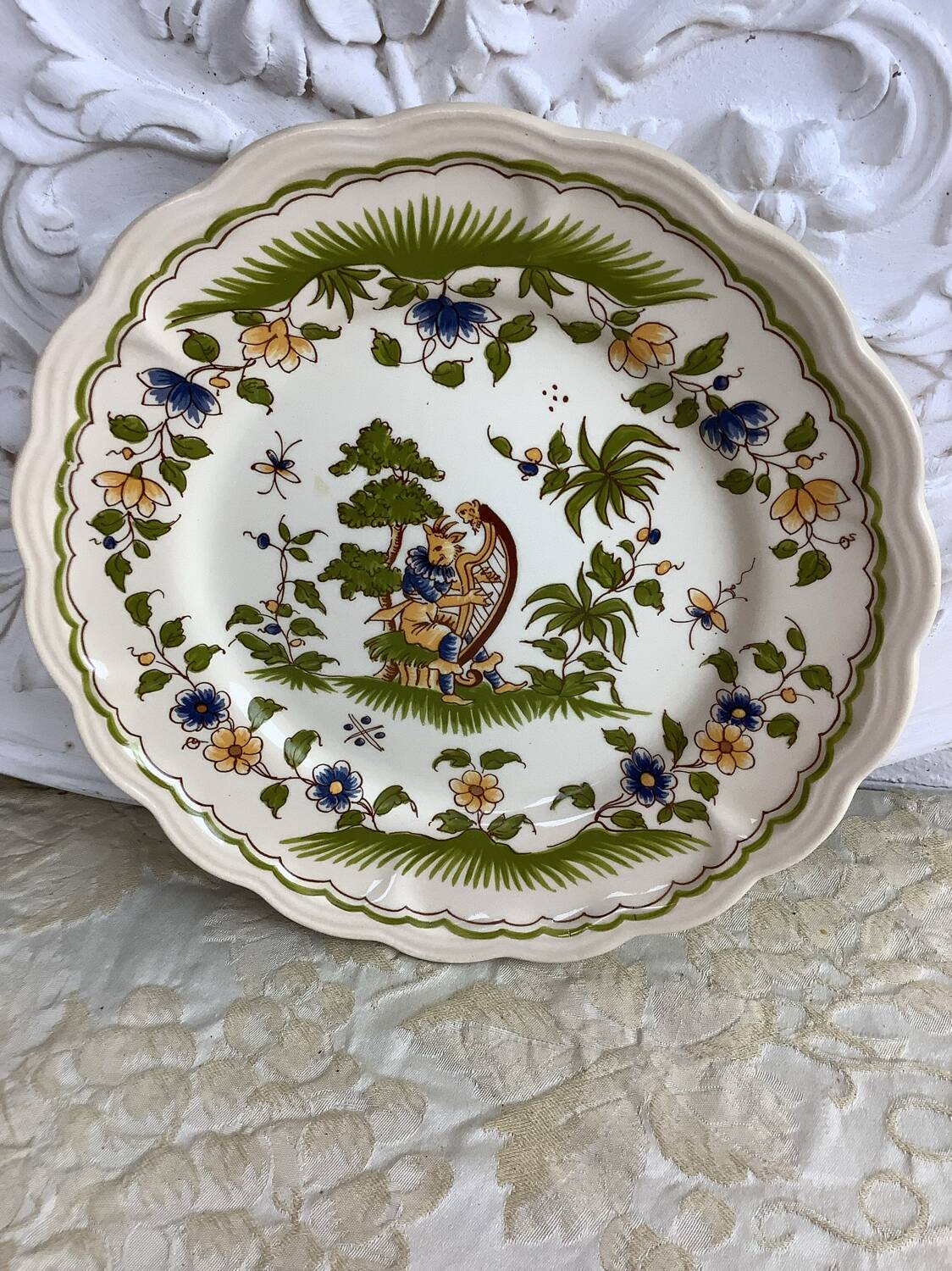 Antique decorative plate Moustiers France