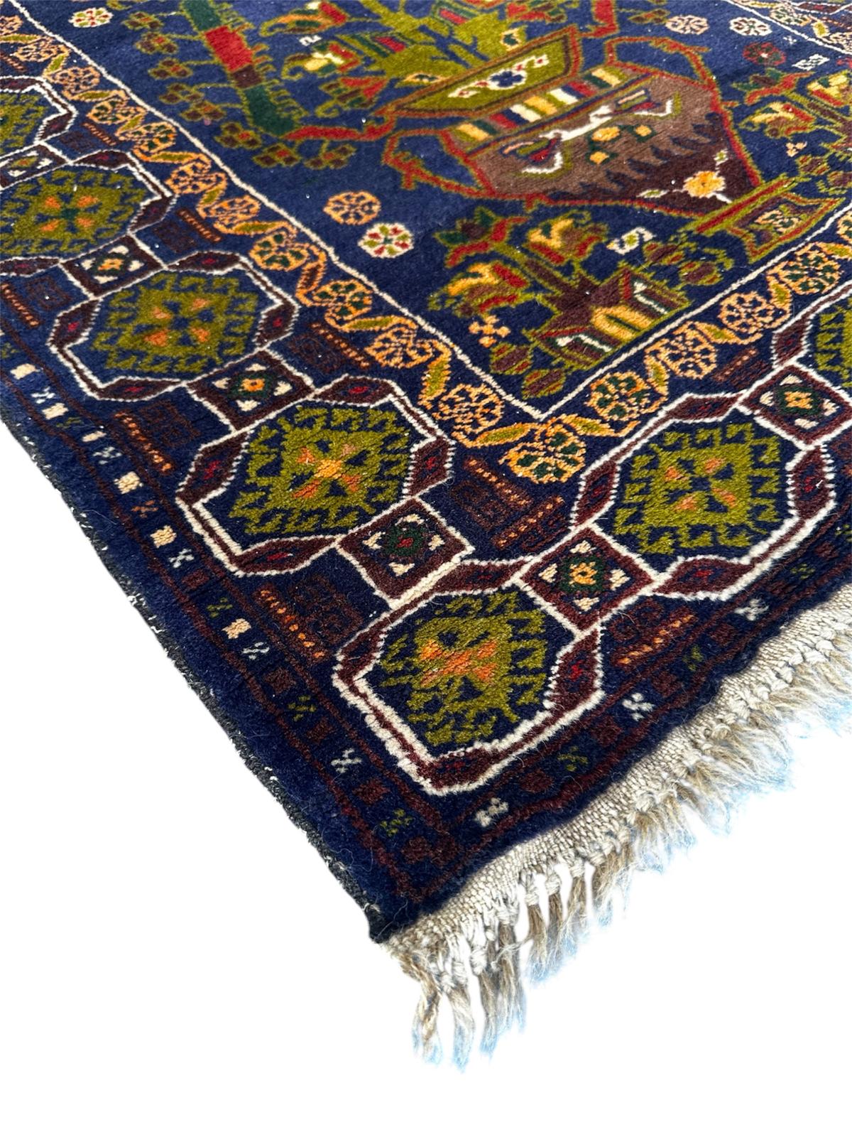 Tapis persan fait main