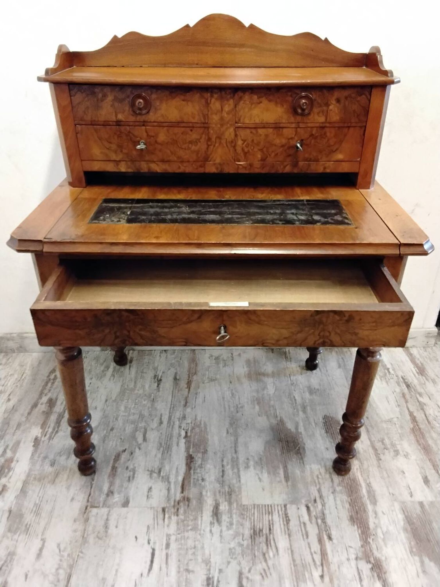 Writing desk
