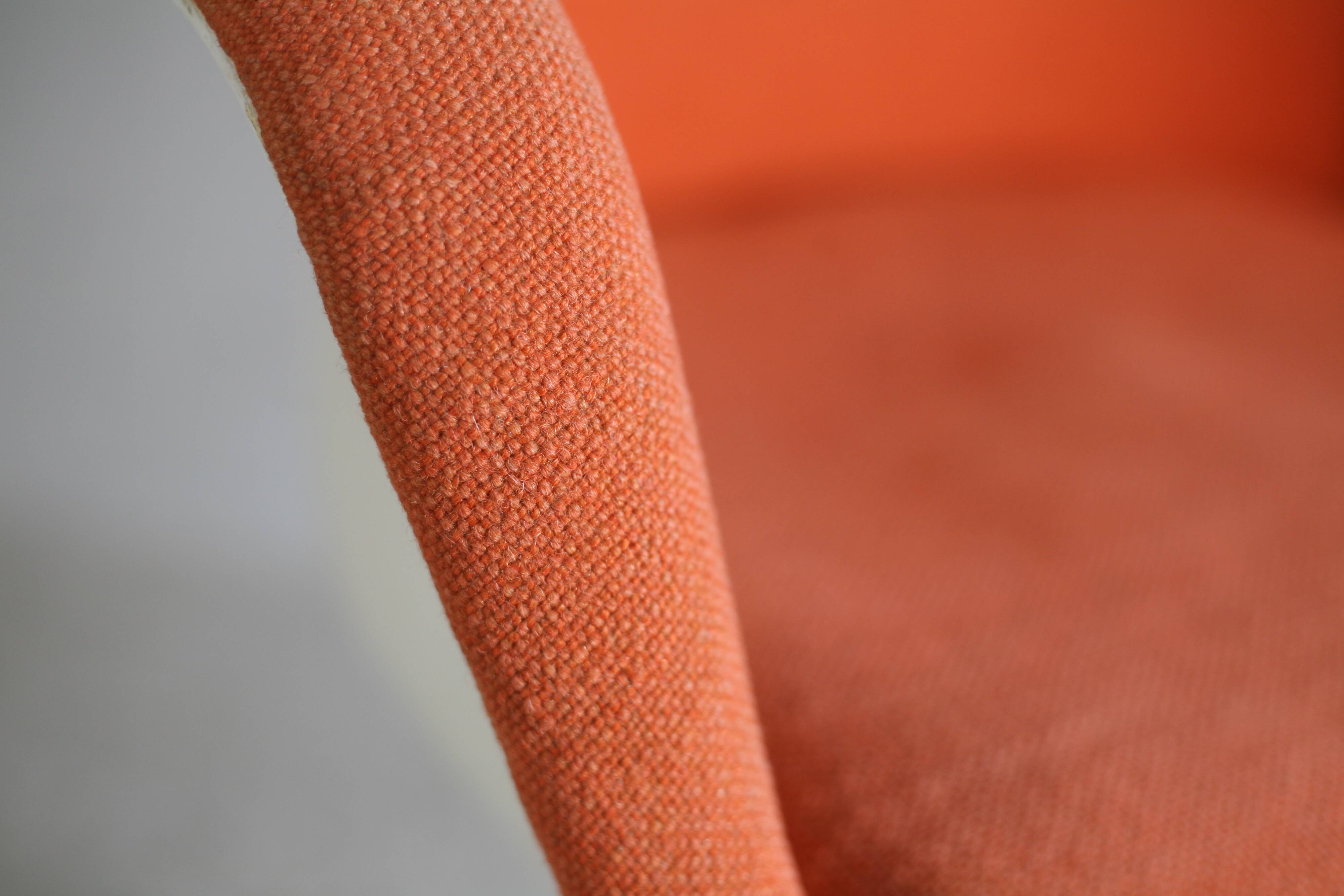 Tulip swivel armchair, Signed Knoll, Eero Saarinen, USA, circa 1960.