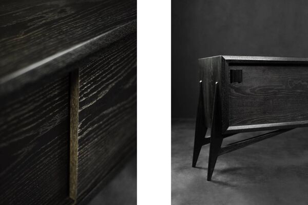 Buffet Mid-Century Moderne Scandinave en Chêne Brut Foncé avec Poignées en Bois, 1960s