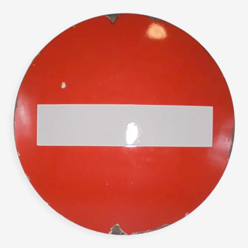 Forbidden direction sign