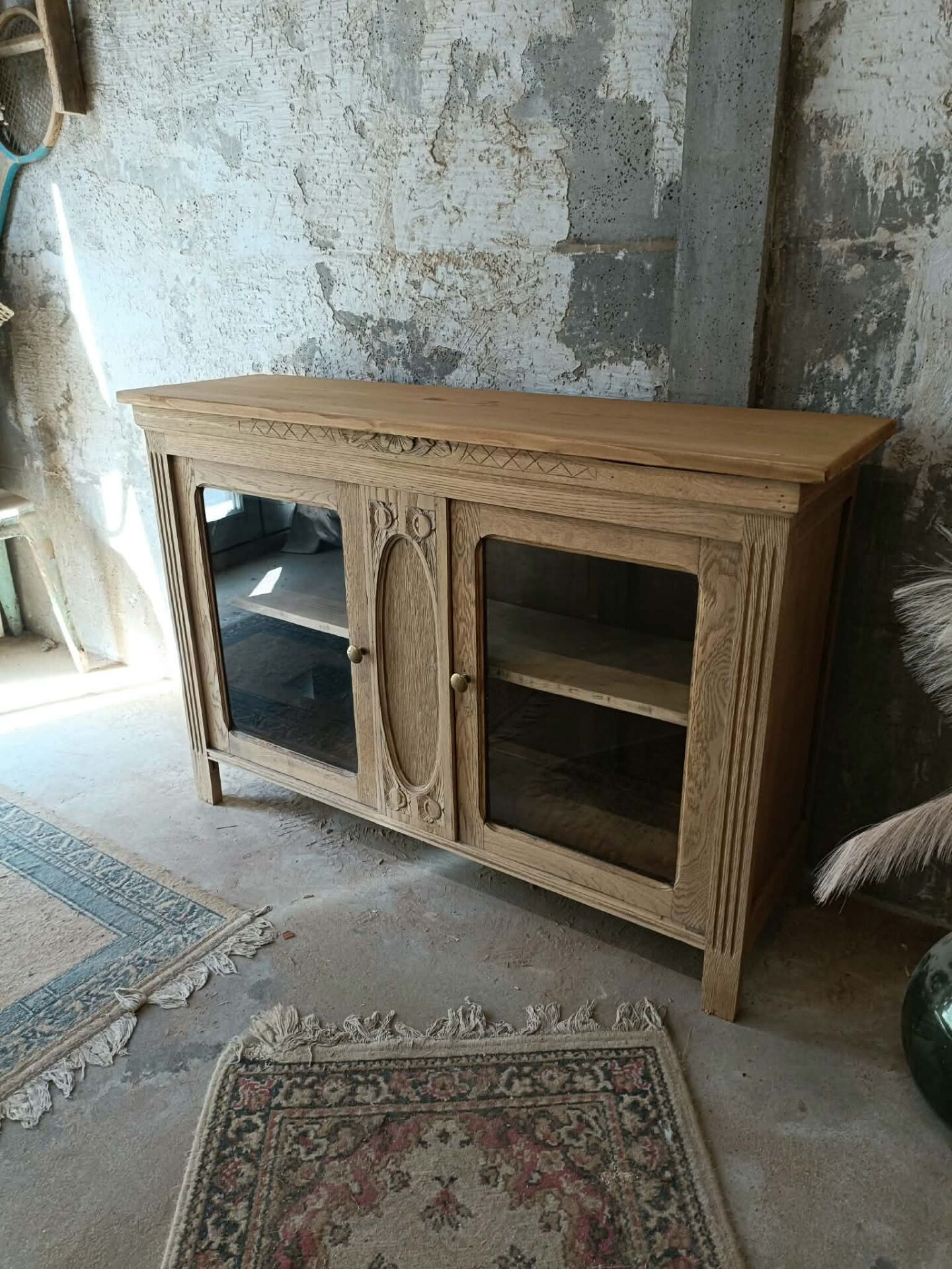 Display cabinet