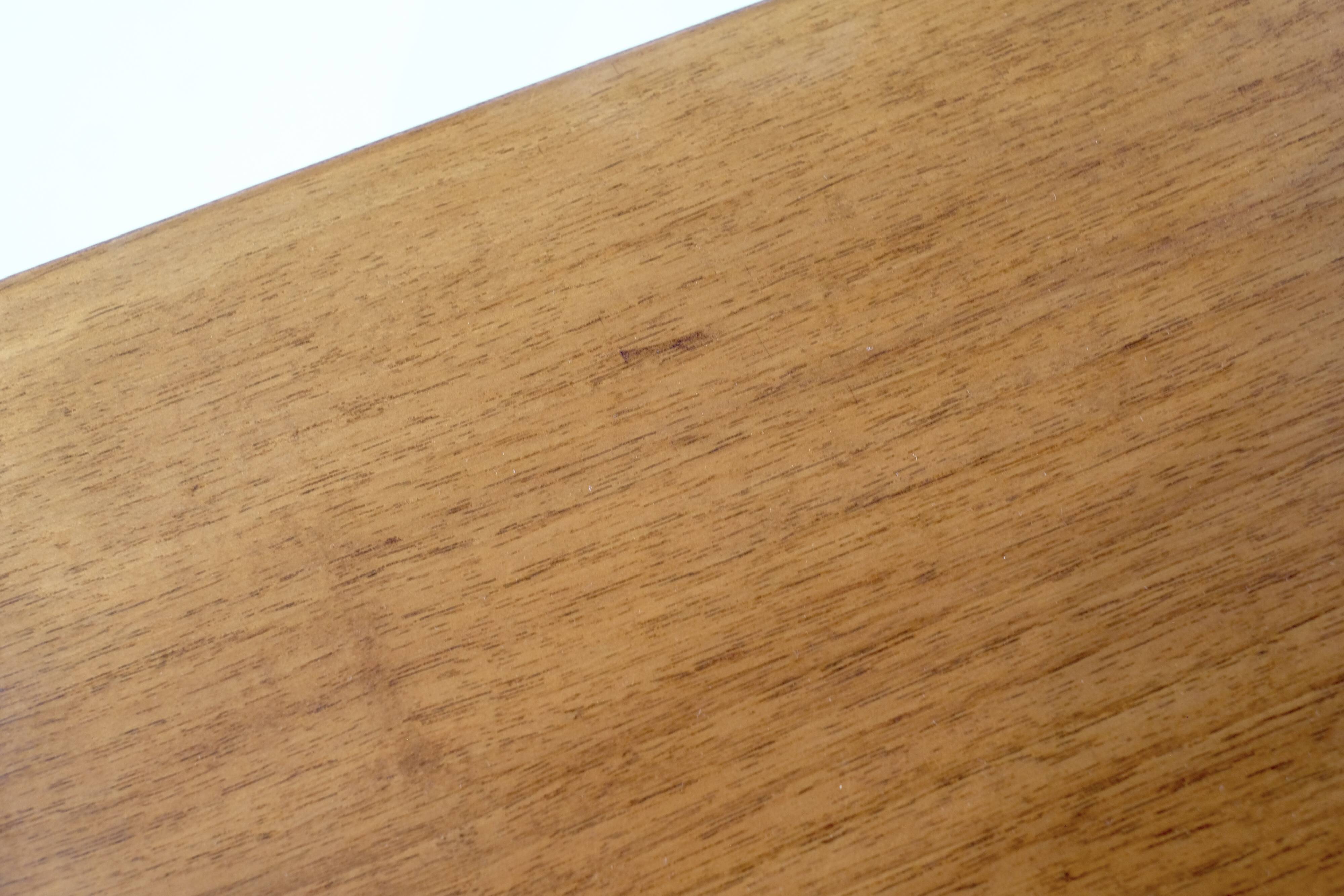 Coffee table model "777" Tobia & Afra Scarpa for Cassina, 1960s.