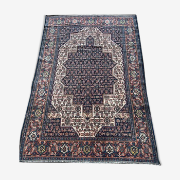 Tapis ancien de tribu persan Sennebafe