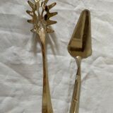 Silver metal cutlery