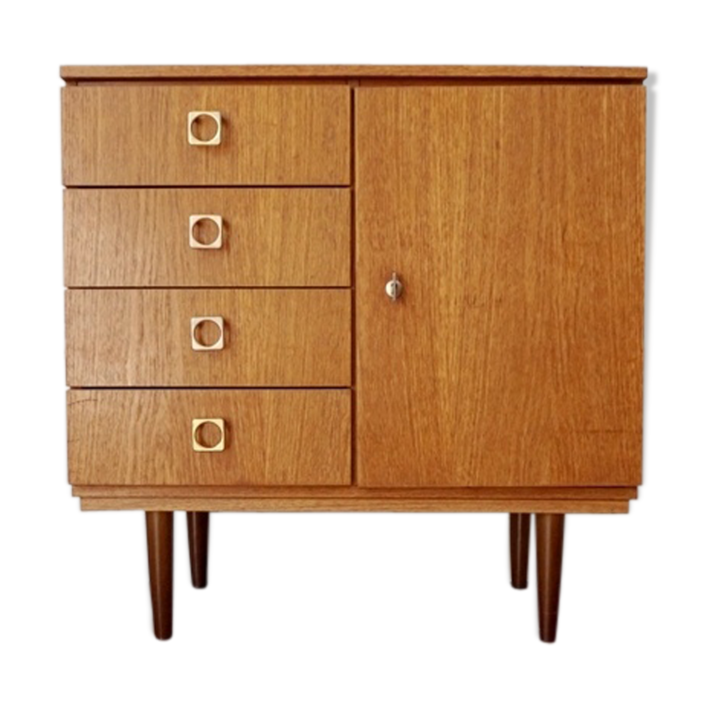 Vintage dresser 4 drawers 1 door