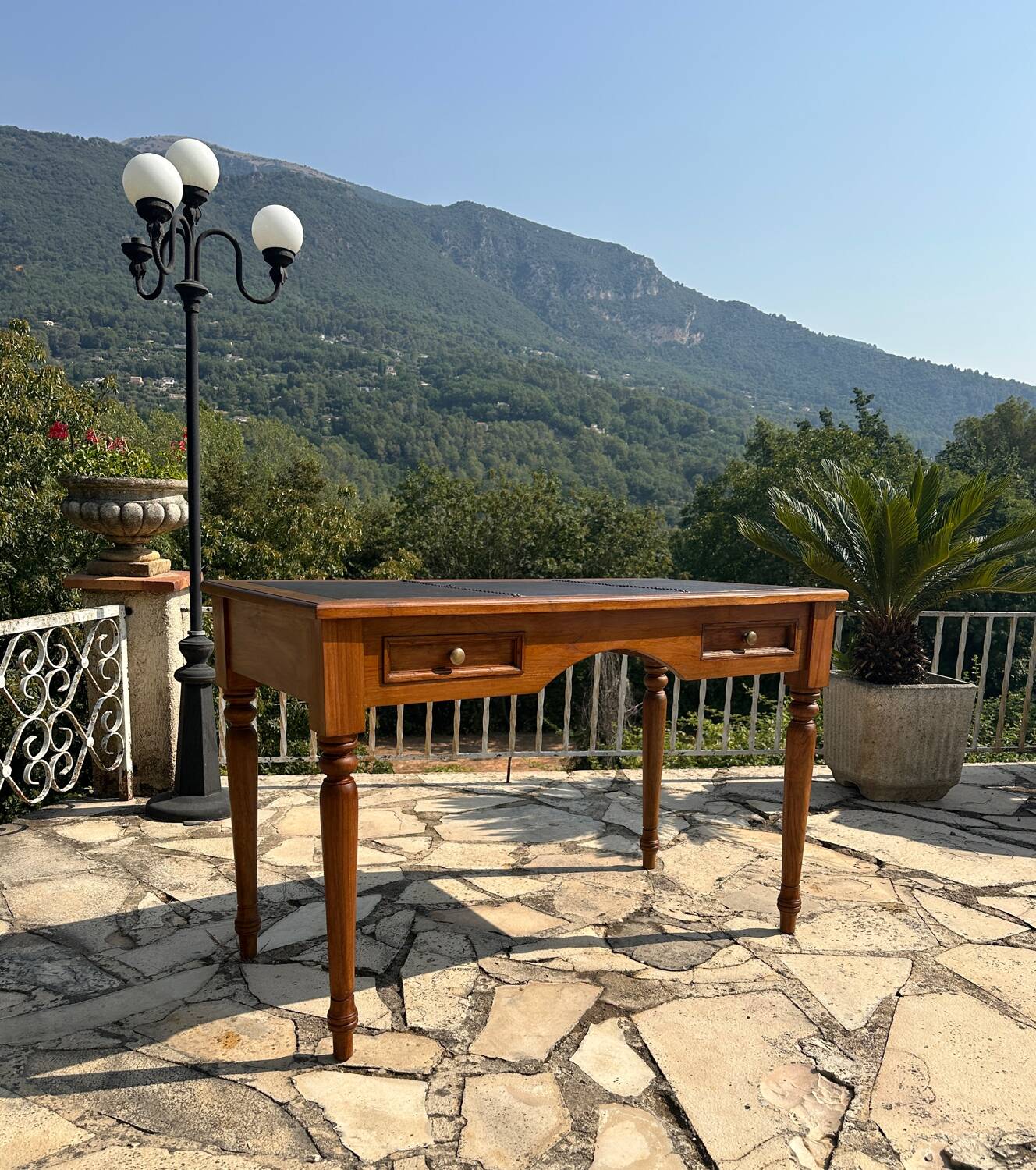 Louis XV style walnut desk, 20th century