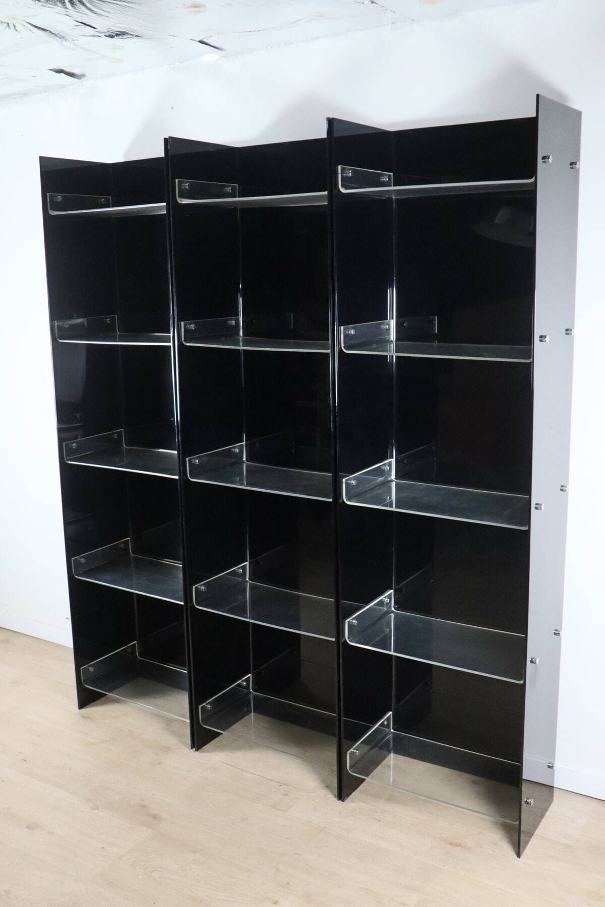 Vintage Space Age bookshelf in black and clear plexiglass – 1970