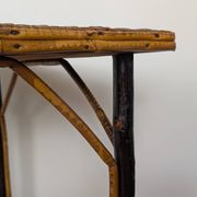 Table en bois et rotin 1920