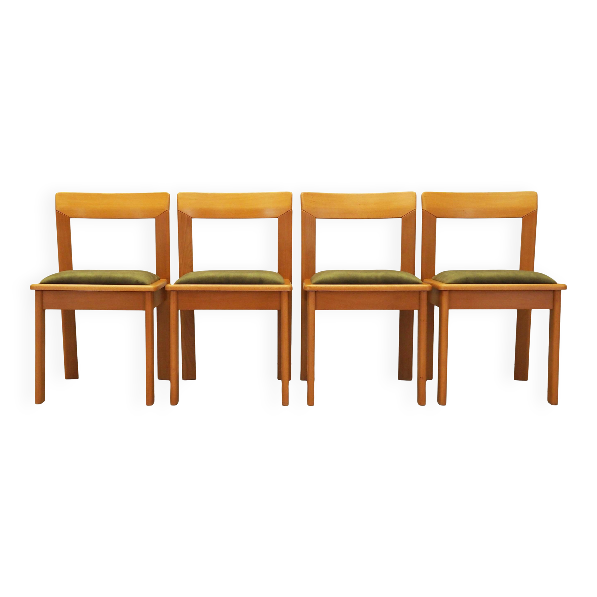 Ensemble de quatre chaises en hêtre, design italien, années 1970, production : Italie